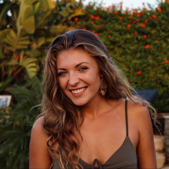 Meet your Posher, Jordyn - Picture 1 of 1